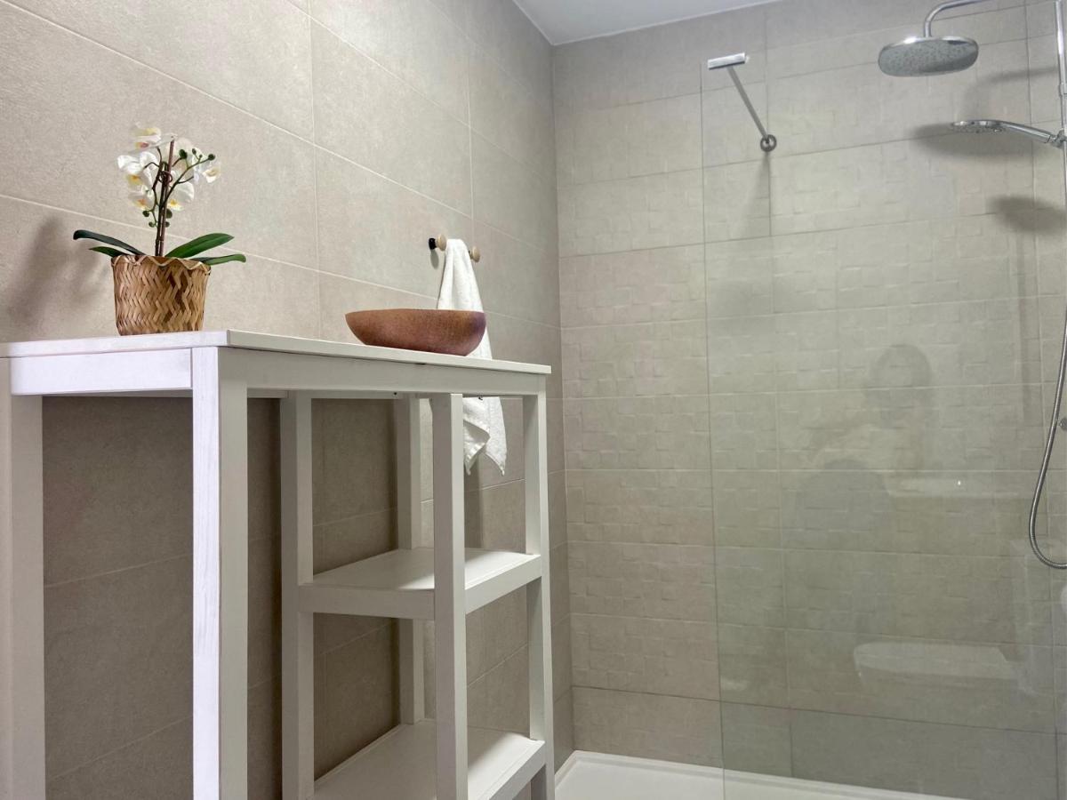 Apartamento Precioso Loft En Caion Rocha, Sobre La Arena Y El Mar Cayón  Exterior foto